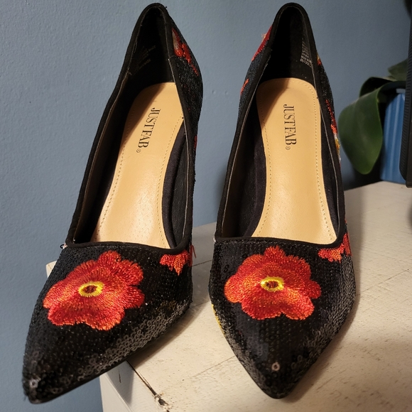 Just Fab Sequin Floral Pump in Black sz 8.5 "Flora" - Picture 4 of 8